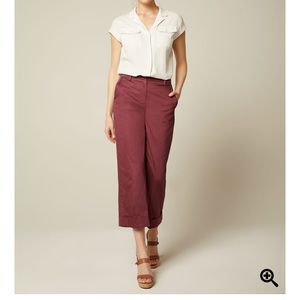 RW&Co BNWT Burgundy Pleaded Cropped Pants Size 6